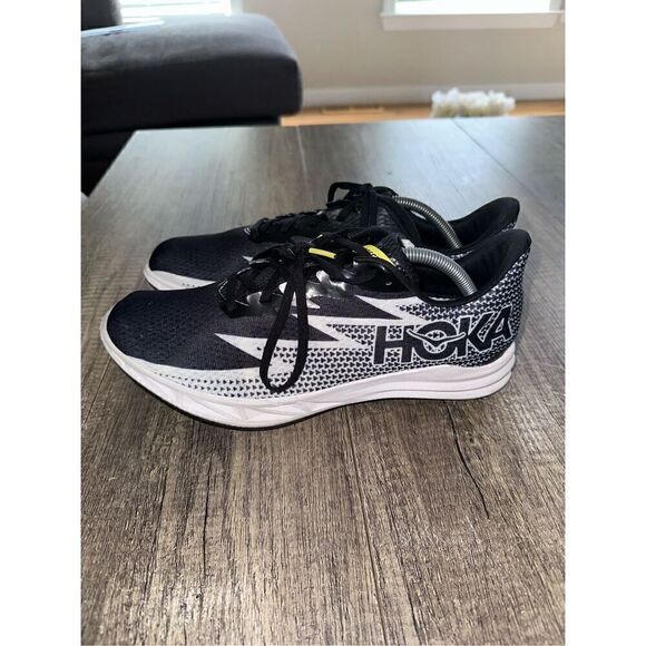 Hoka Crescendo MD Men’s Size 13 Track and Field Shoes Black White Running Spikes